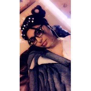 Meet your Posher, Francheska